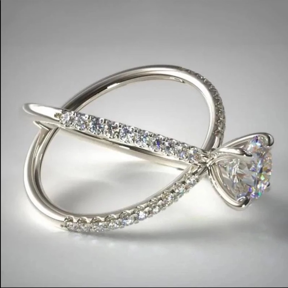 New Women’s 925 Silver Diamond Girl Ring - Picture 4 of 5